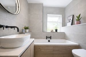 Photo 16- click for photo gallery